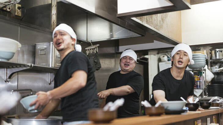 退職代行を使うべき飲食店の特徴は？おすすめ退職代行やメリット・デメリットも